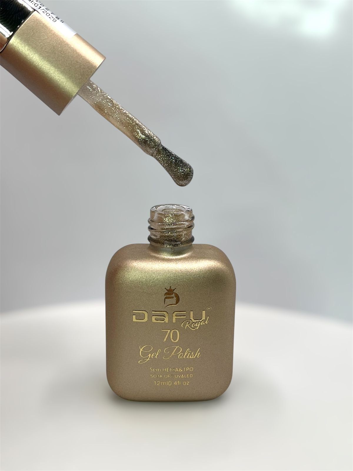 Esmalte em Gel Royal Dafu Dourado Metalizado 12ml 70 - Imagem 2